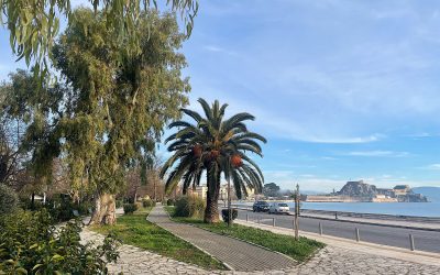 Garitsa Bay: a walk in Corfu Town suburbs
